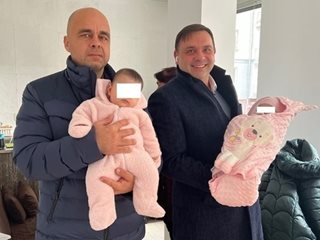 Само едно от семействата на разменените бебета е подало иск към АГ "Шейново"