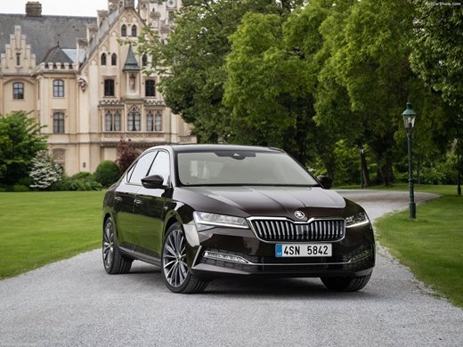 Шофьорите на поршета и на Skoda Superb са най-глобяваните