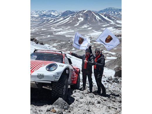 Porsche 911 Dakar - спортен автомобил с офроуд възможности (Видео, снимки)