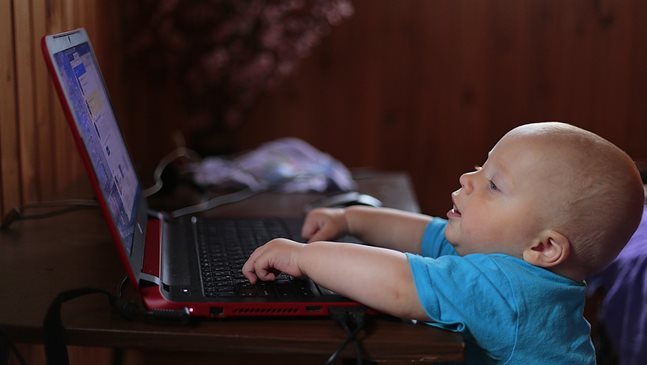 Как да предпазим детето от пристрастяване към дигиталните устройства?