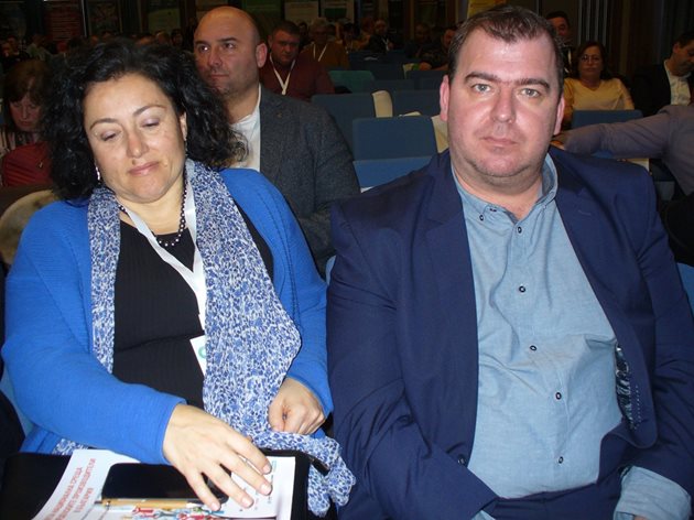 Министър Явор Гечев и Десислава Танева по време на откриването на деветата национална среща на земеделските производители
Снимка: Ваньо Стоилов