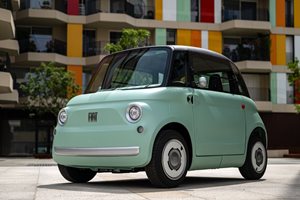 Fiat Topolino скоро може да стане масов градски автомобил в Италия с новите схеми на отдаване под наем.
