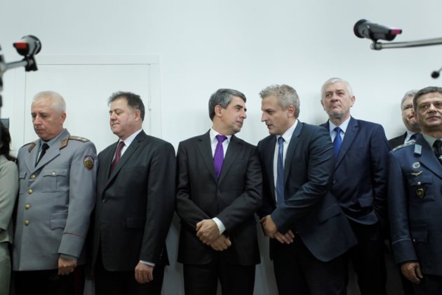 Николай Ненчев, Росен Плевнелиев, Петър Москов и други гости на болницата