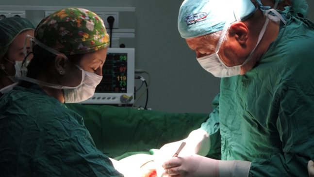 28 годишна жена с отстранена шийка на матката заради рак роди момиченце в УМБАЛ „Софиямед“