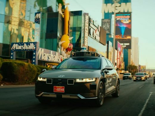 Роботаксита без шофьори тръгват в Лас Вегас, скоро и в други градове (видео)
