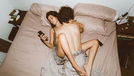 Фантазирането за някой друг по време на секс - нормално ли е?