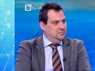 Светослав Бенчев: Схемите с касови бележки за горива ощетяват хазната с над 200 млн. на година