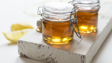 Какво се случва с тялото, ако ядем мед преди лягане