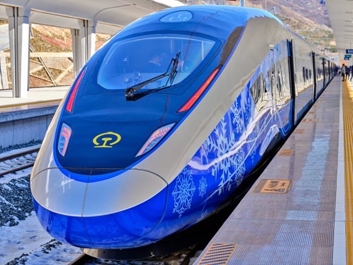 Високоскоростен влак - снимката е илюстративна. 
СНИМКИ: Радио Китай