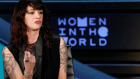 Приятелката на Антъни Бурдейн се превърна от жертва на сексуално насилие в палач