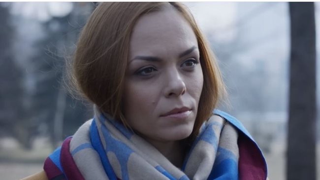 Темелкова изпълнява ролята на Лора в сериала на Нова тв.