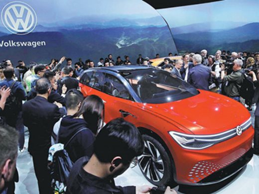 Автомобилното изложение в Шанхай привлече близо 1000 производители