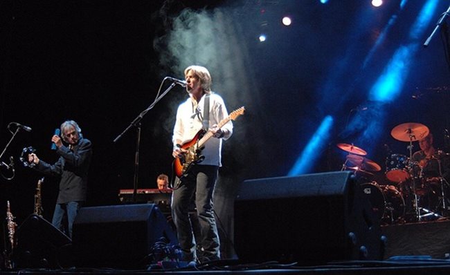 Dire Straits по време на концерта им в Пловдив през 2016 г. СНИМКА: АРХИВ