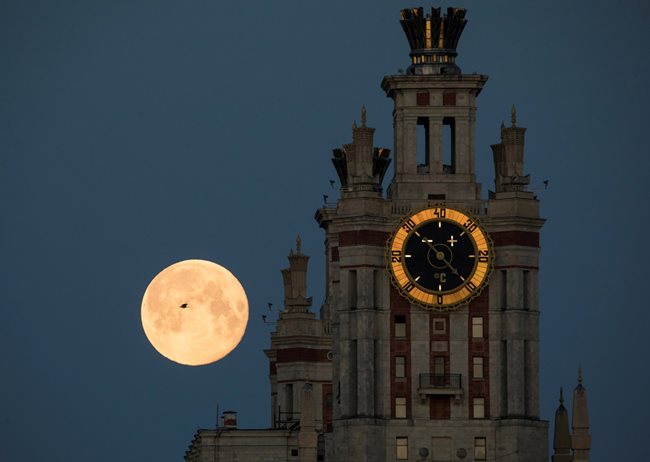 Суперлуната в Москва