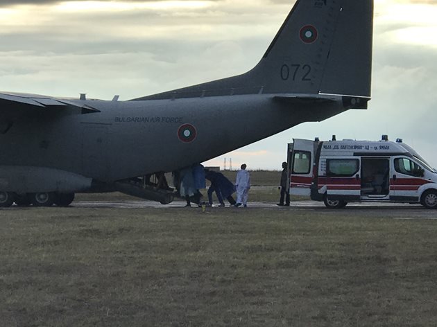 Детето бе докарано от Бургас в София с военния самолет "Спартан". Снимката е илюстративна.