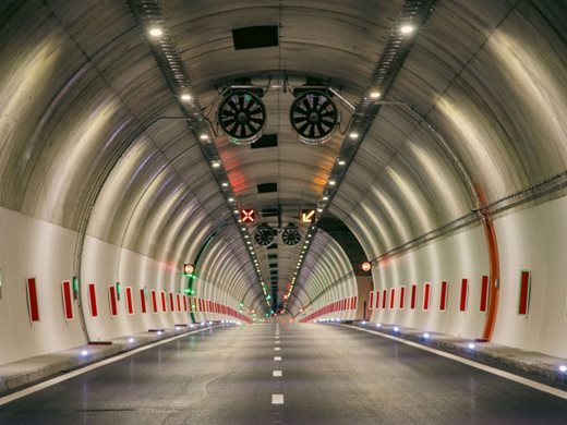 Регионалното министерство пусна справка за всички плащания по изграждането на тунел „Железница“