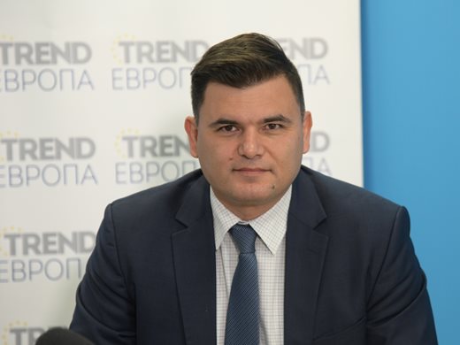 Доходите ще са с двуцифрен ръст - прогноза за 2022 г. на Лъчезар Богданов