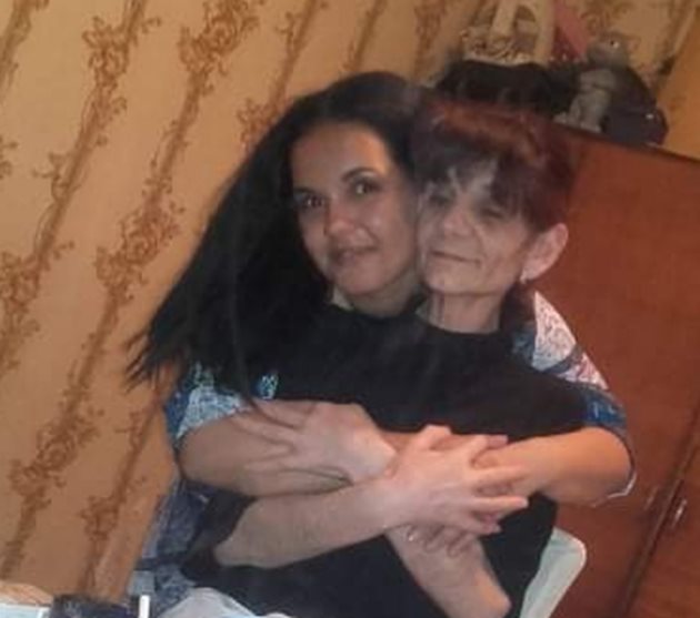 Починалата Софка Шишманова с дъщеря си Мирела