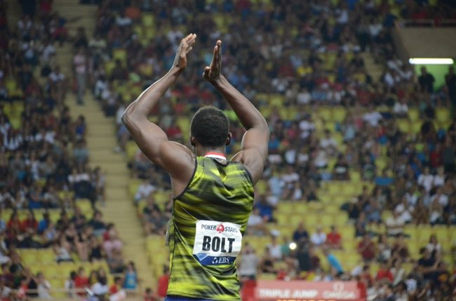 Най-бързият спринтьор в света Юсейн Болт спечели спринта на 100 метра на турнира от Диамантената лига в Монте Карло.
