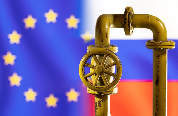"Газпром" продължава доставките за потребителите в Европа през Украйна съобразно поръчките.