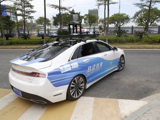 Град Гуанджоу одобри използването на автономни автомобили в пилотни зони