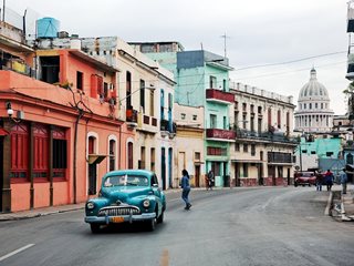 Куба въвежда плаващ валутен курс