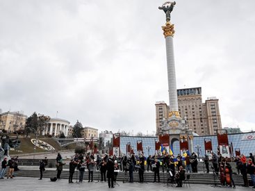 Концерт на фона на войната в Киев повдига духа на жителите (Видео)