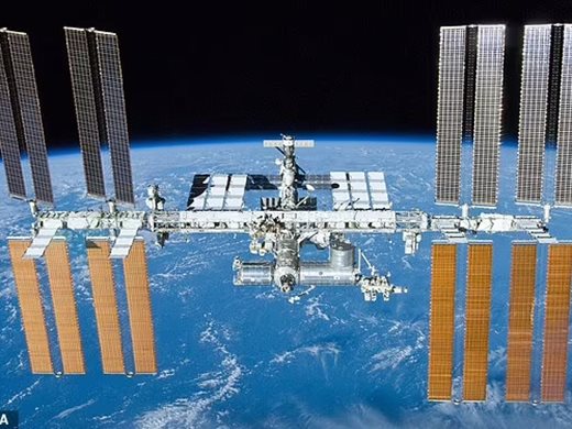 Русия се оттегля от Международната космическа станция, плаши, че ще падне