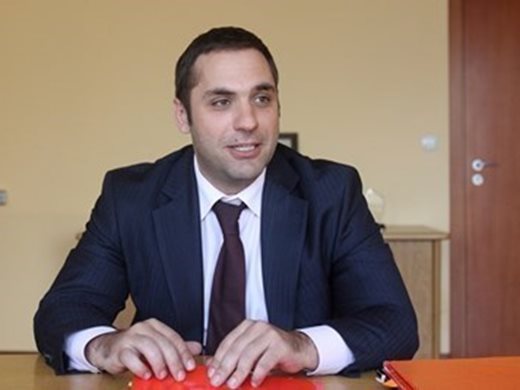 Министър Емил Караниколов: Утре ще има среща между „Кинтекс“ и „Емко“
