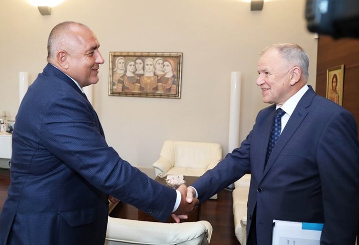 Премиерът Бойко Борисов обсъди с комисаря по здравеопазване Витянис Андрюкайтис помощта, която Европейската комисия ще окаже на България за справяне с последствията от чумата по свинете.