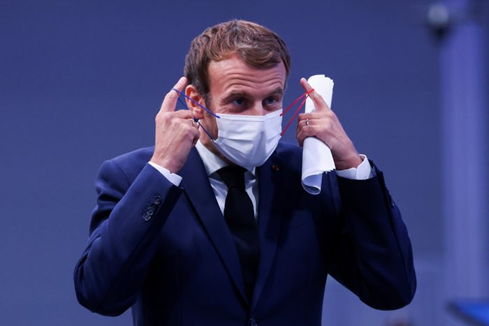 Френският президент Еманюел Макрон призова днес страните, които са с най-големи въглеродни емисии, да си поставят по-амбициозни цели за борба с климатичните изменения. СНИМКА: РОЙТЕРС