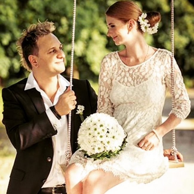 През 2013 г. Лена се омъжи за дългогодишния си приятел – словенския музикант Саша Кузманович.