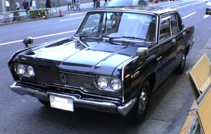 Mitsubishi Debonair e първата кола с лидарна система, която е подобна на съвременния круиз контрол.