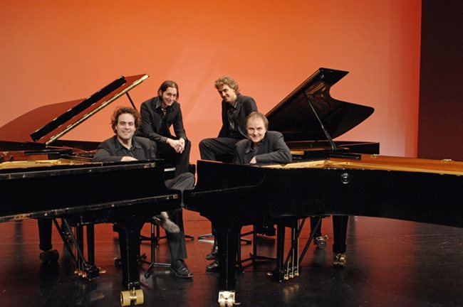 Музикантите от клавирния квартет “Гершуин”