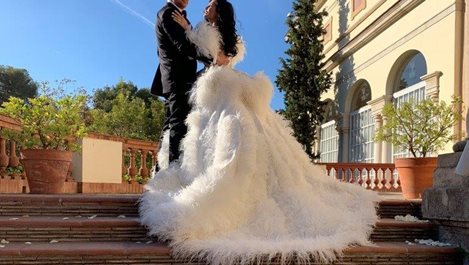 Цеци Красимирова се омъжи като принцеса в старинен замък (Снимки)