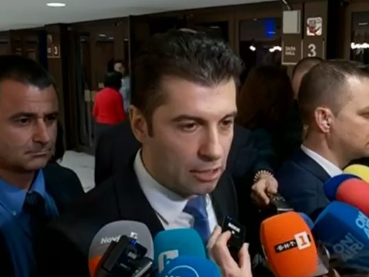 Кирил Петков за БНБ: Никой не трябва да слага личната си кариера пред стабилността на България