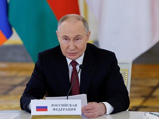 Путин издаде указ за борба с фалшификация на историята от Запада