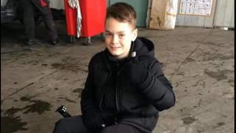 11-годишно момче се нуждае от помощ, за да живее
