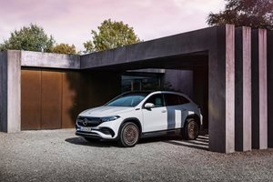 Mercedes-Benz с драстичен спад на печалбата