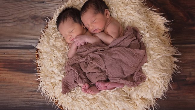 В Индия кръстиха близнаци Корона и Ковид