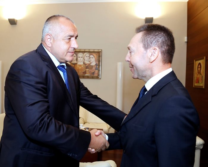 Премиерът Бойко Борисов разговаря с управителя на гръцката централна банка Янис Стурнарас
