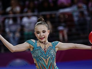 Малката Стилияна Николова вече е с големи крила - лети към олимпийската си мечта