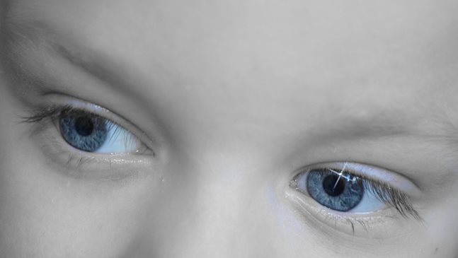 3 симптома за проблем със зрението на бебето