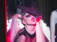 GaGa разкри тайната на татуировките си