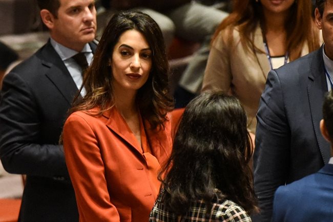 Амал Клуни се върна на работа в Международния съд на ООН Снимки: Ройтерс