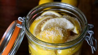 Консервирани лимони – суперхрана и съставка на страхотни рецепти