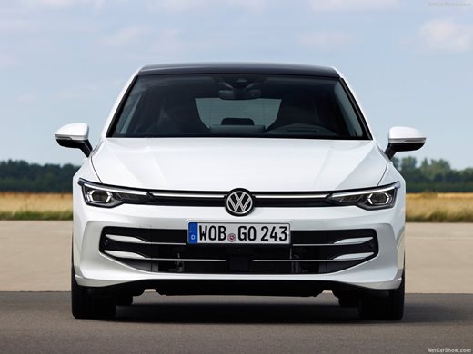 Шефът на VW: Търсенето на зареждащи се хибриди е все по-голямо