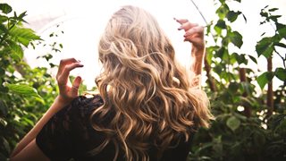 Основни съставки за красива и блестяща коса