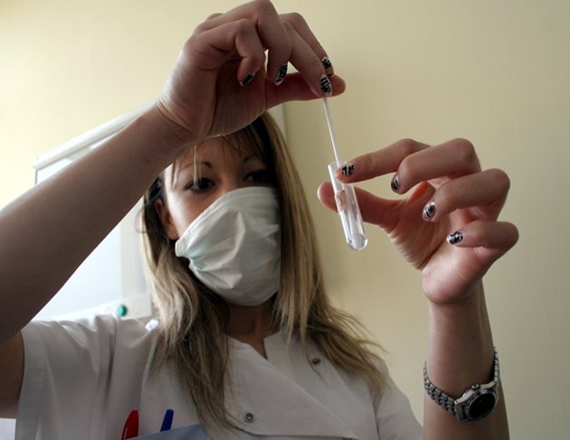 Само тестовете за грипен вирус могат да докажат инфекцията при болни.