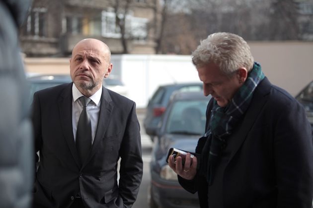 Вицето Томислав Дончев бе първият разпитан свидетел днес.